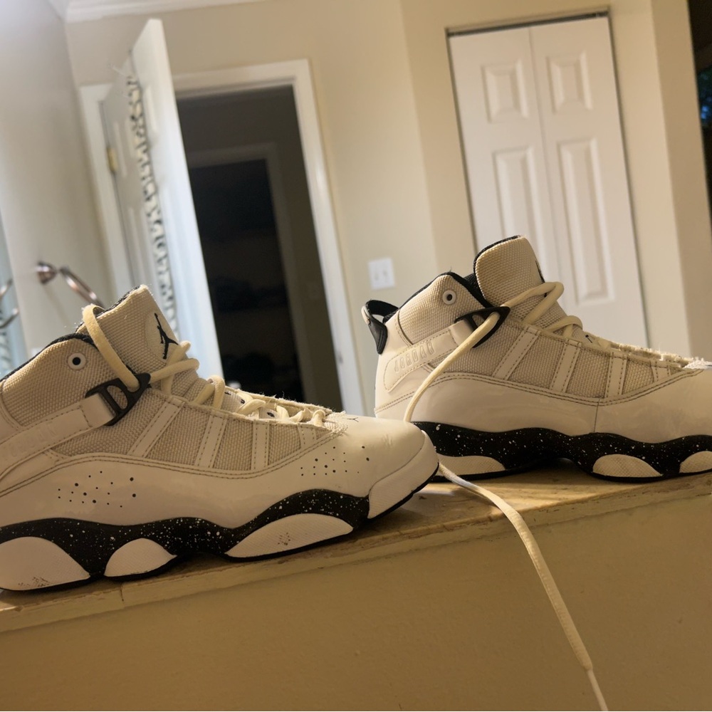 Jordan Kids Sneakers - White and Black 6 rings